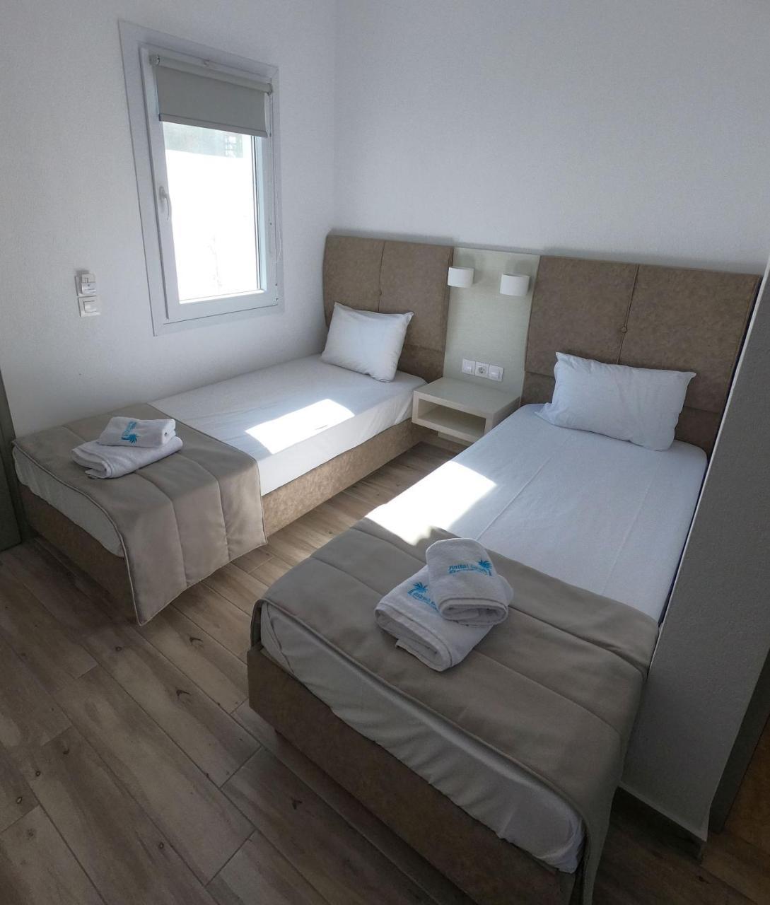 Finikas Garden Beach Resort Nikiti Bagian luar foto