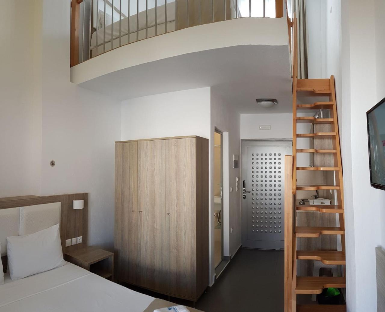 Finikas Garden Beach Resort Nikiti Bagian luar foto