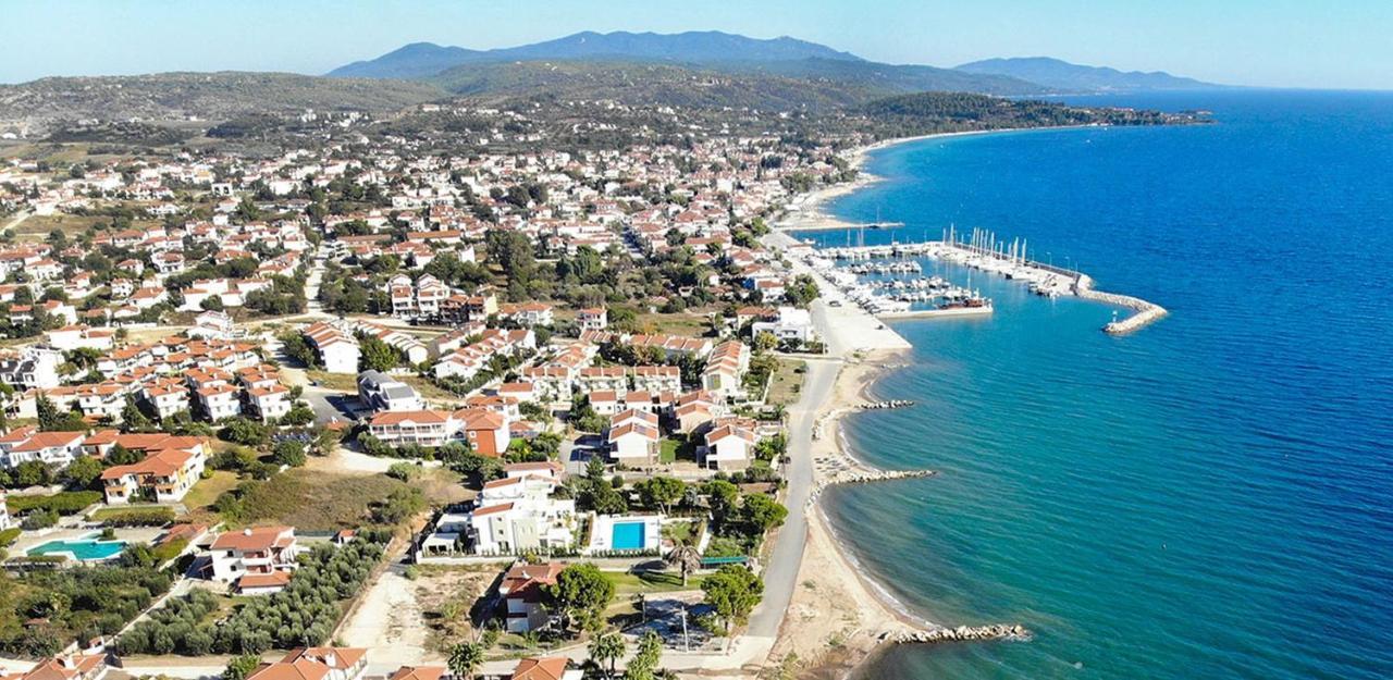 Finikas Garden Beach Resort Nikiti Bagian luar foto