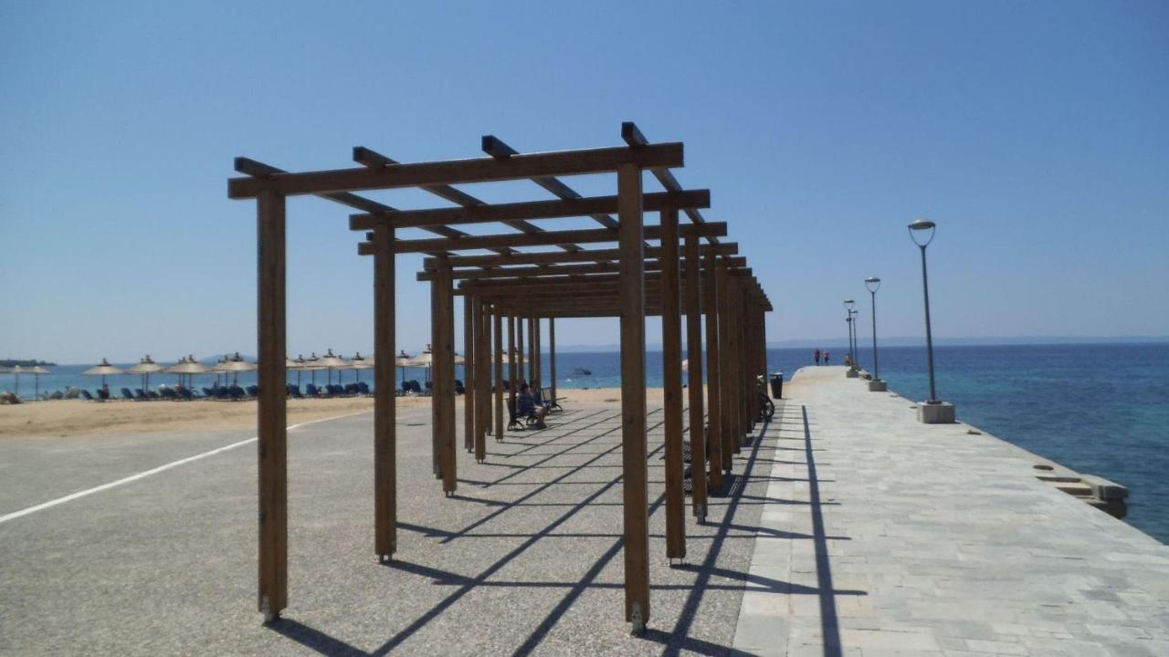 Finikas Garden Beach Resort Nikiti Bagian luar foto