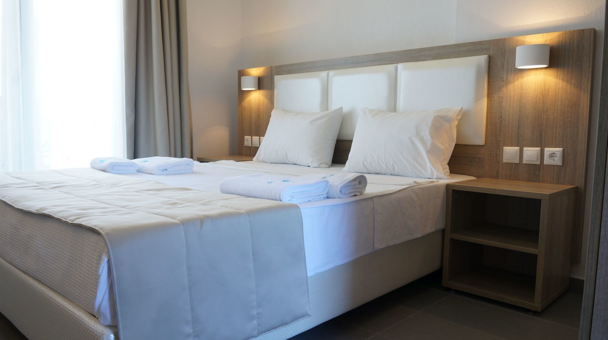 Finikas Garden Beach Resort Nikiti Bagian luar foto