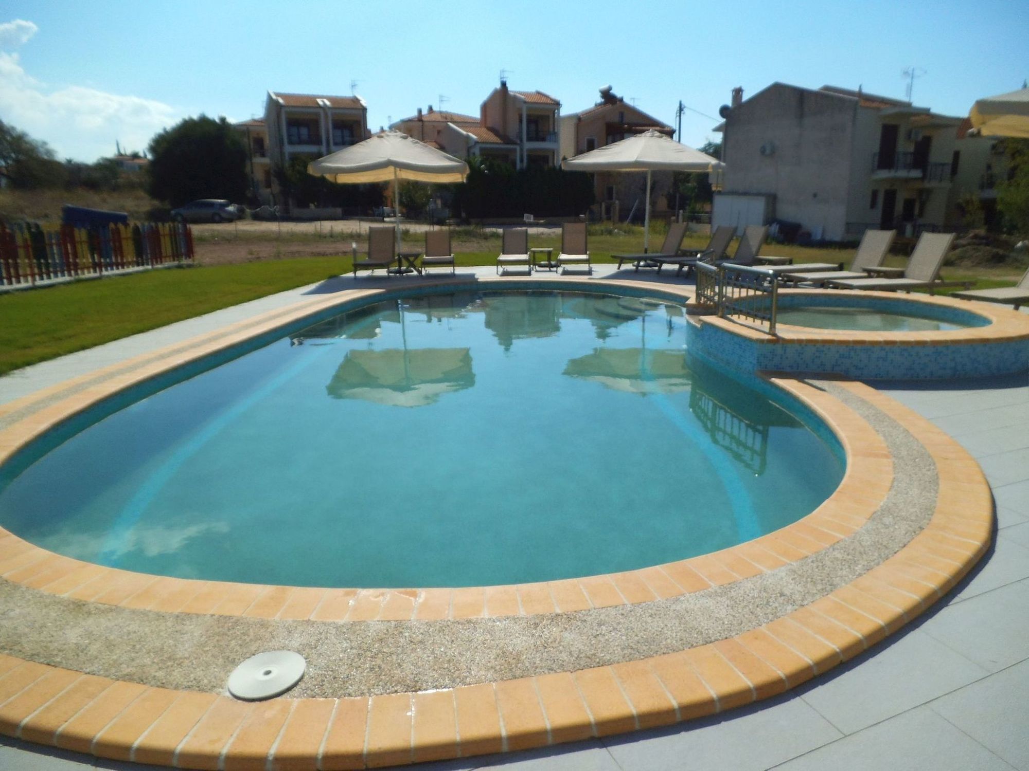 Finikas Garden Beach Resort Nikiti Bagian luar foto